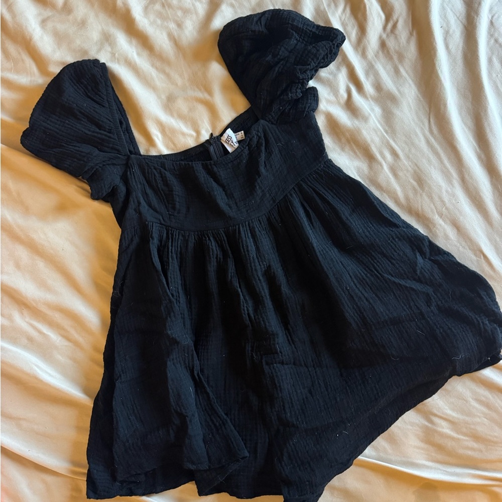 Black Puff Sleeve romper